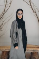 ⁦عباية color block 023⁩ - الصورة ⁦3⁩